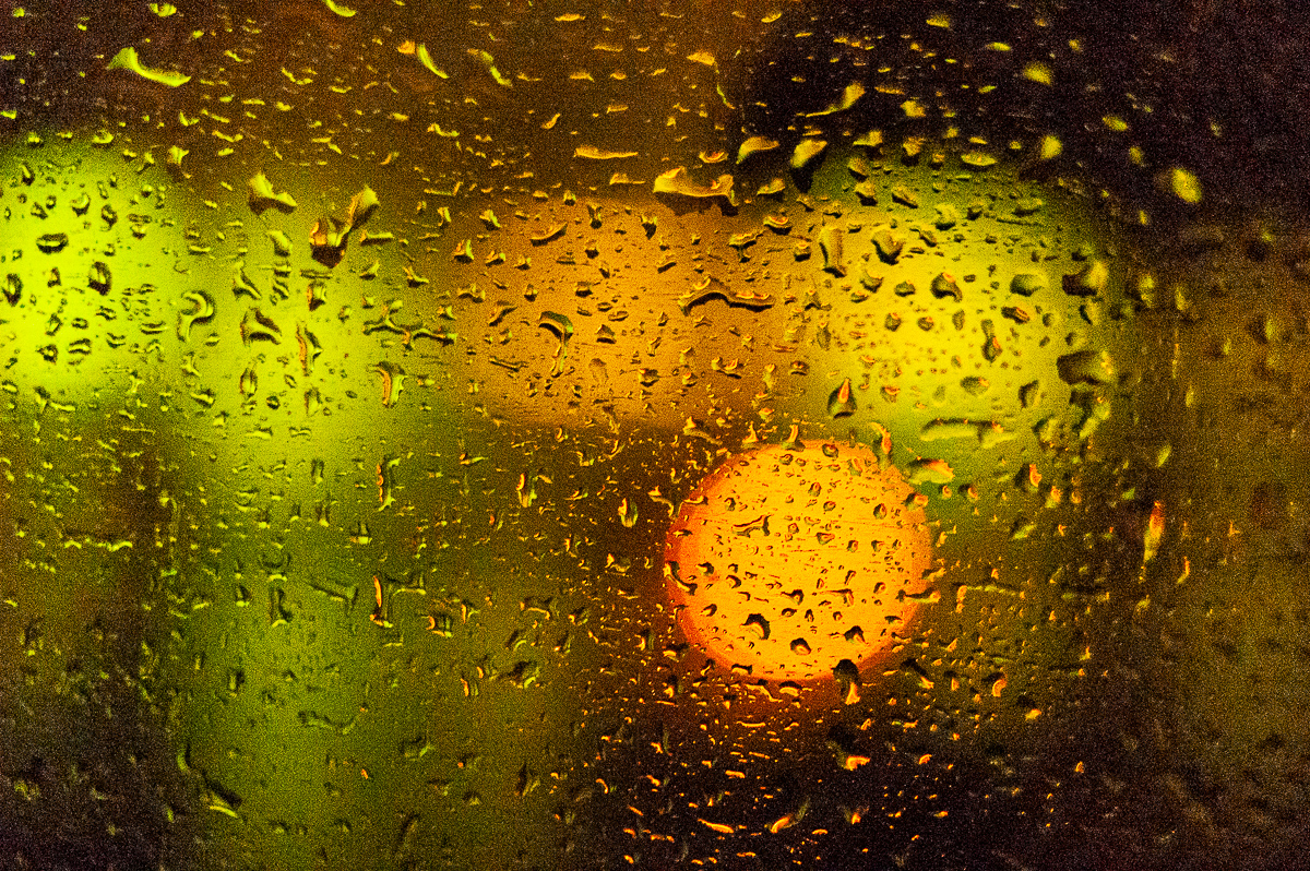  Raindrops + Bokeh, 2004. 