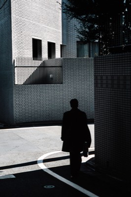  Untitled (White brick silhouette), 2003. 